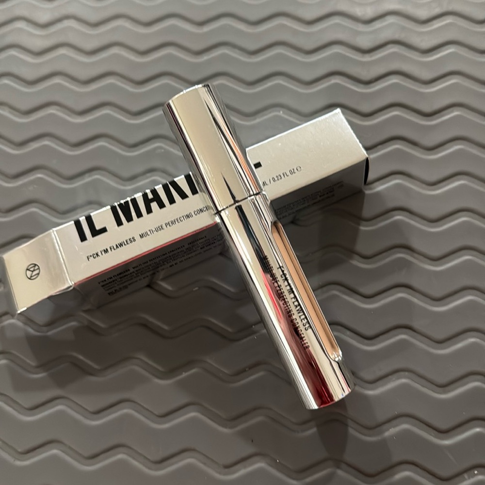 NWT Il Makiage F*ck I’m Flawless Concealer